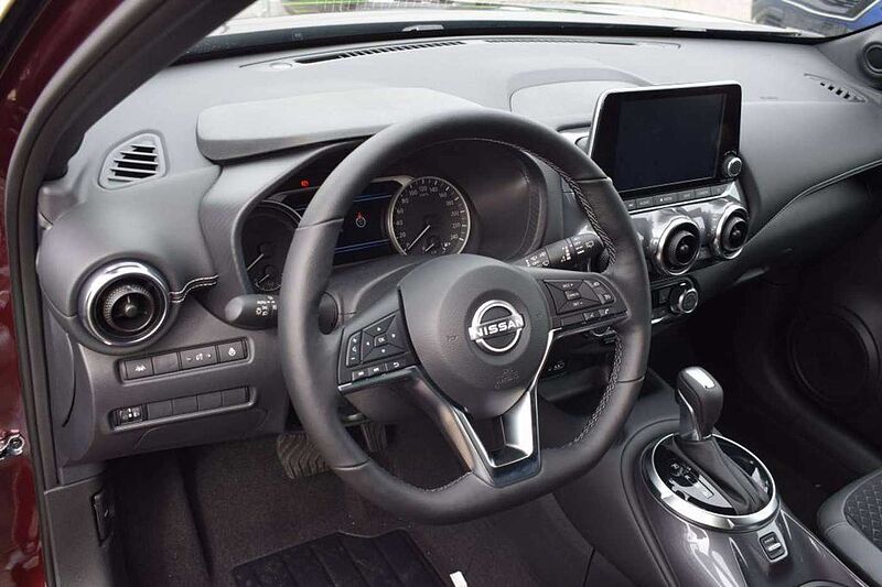 Nissan Juke 1.6 Hybrid N-Connecta Navi/Winter