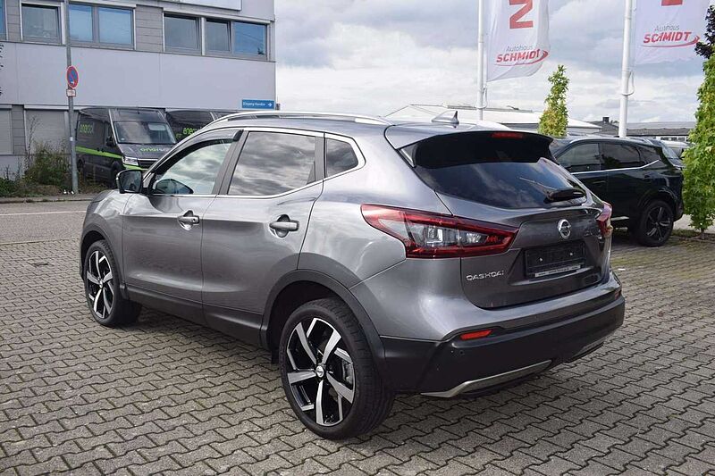 Nissan Qashqai 1.3 DIG-T DCT Akari