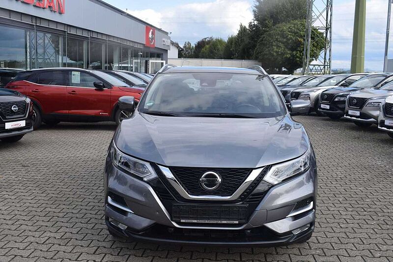 Nissan Qashqai 1.3 DIG-T DCT Akari