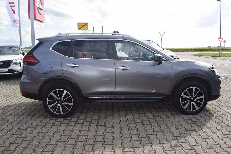 Nissan X-Trail 1.7 dCi 4x4 Tekna 7 Sitzer