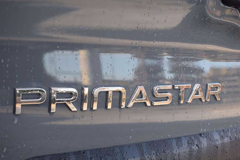 Nissan Primastar L1H1 Kombi9 Acenta