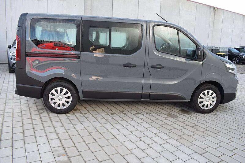 Nissan Primastar L1H1 Kombi9 Acenta