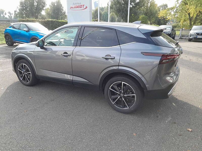 Nissan Qashqai 1.3 DIG-T XTronic Tekna BOSE