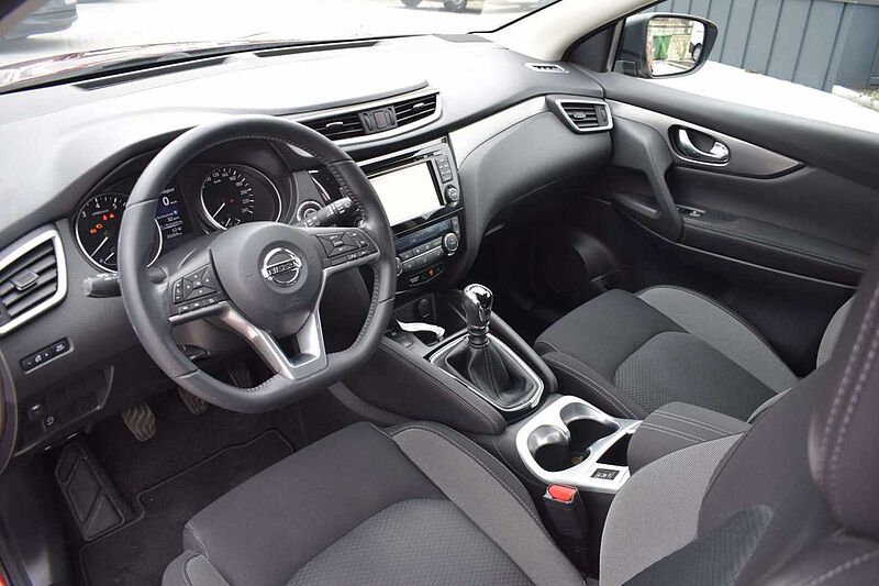 Nissan Qashqai 1.6 DIG-T N-Connecta LED/PGD