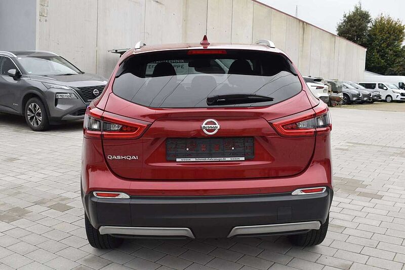 Nissan Qashqai 1.6 DIG-T N-Connecta LED/PGD