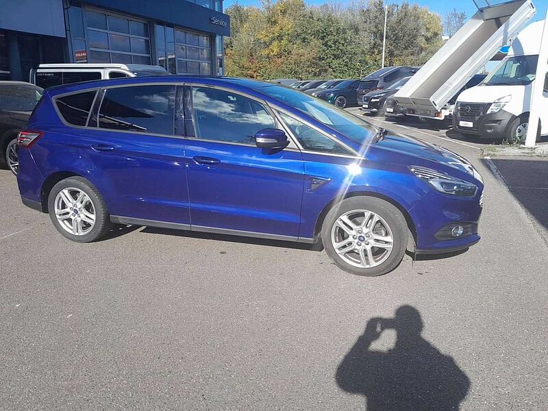 Ford S-Max 1.5 EcoBoost Business 7 Sitze/LED