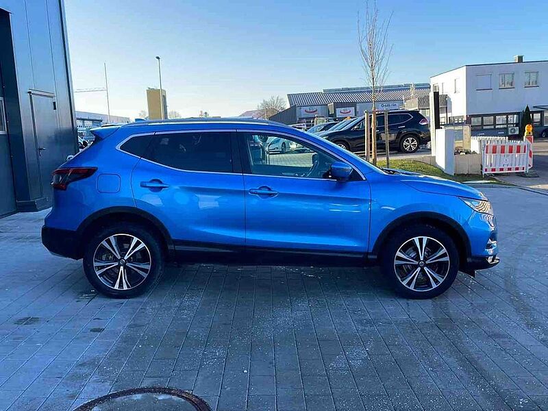 Nissan Qashqai 1.6 DIG-T N-Connecta Design