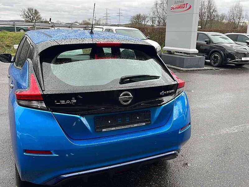 Nissan Leaf 40kwh Acenta AVM/Winter